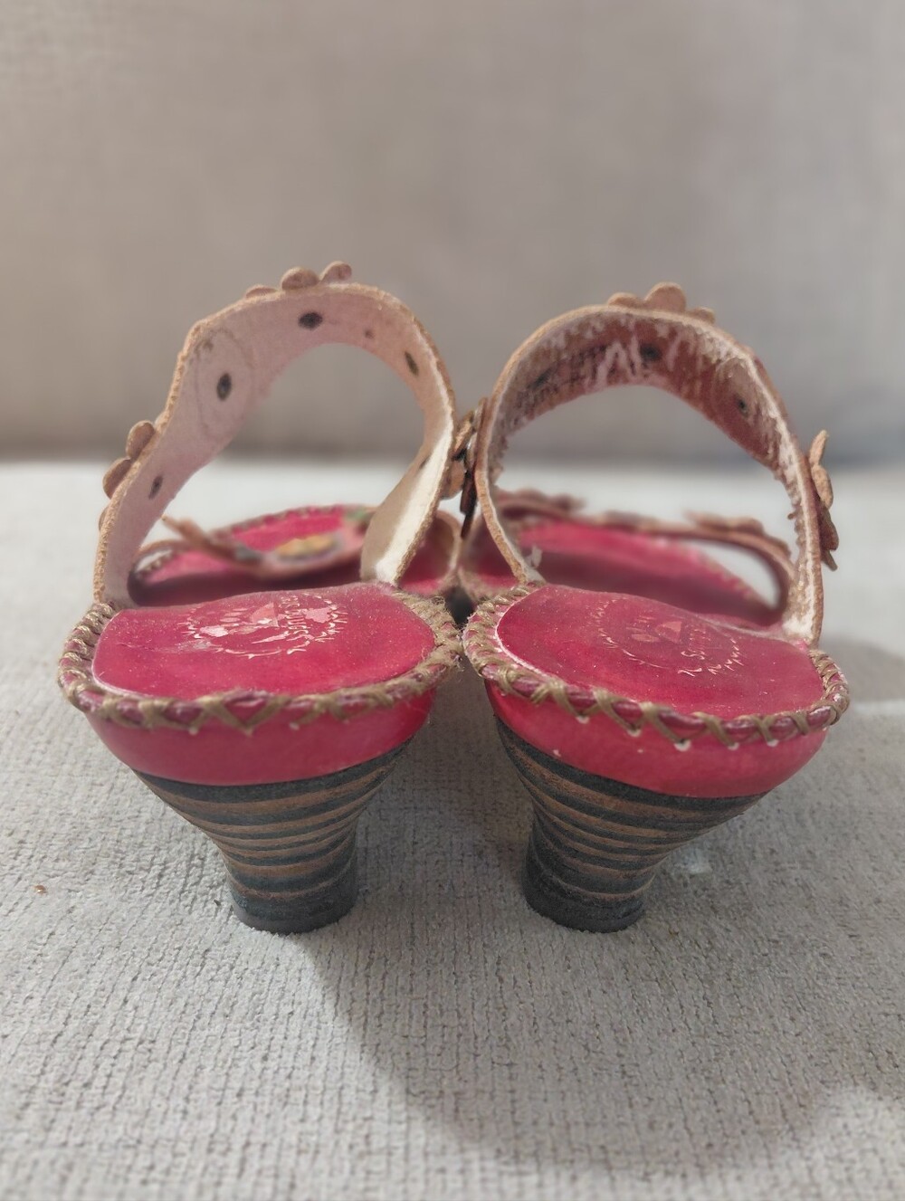 Spring Step Red Floral Leather Slide Kitten Heel Sandals Size 9 - Picture 7 of 12